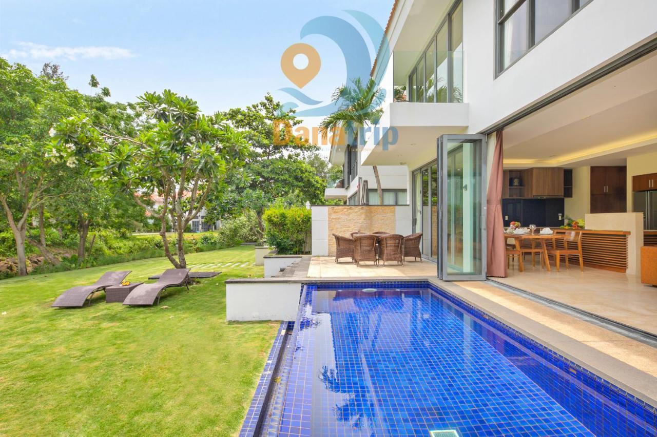 Stunning Ocean Close To The Beach Villa
