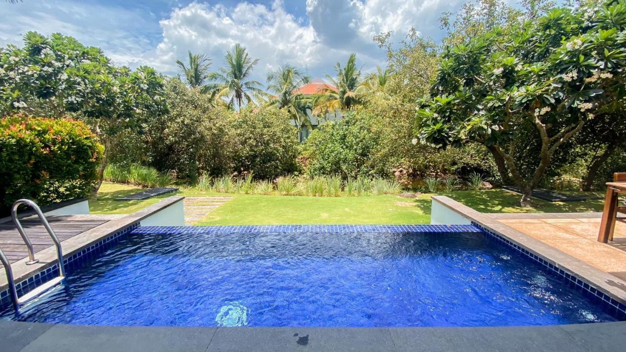 Stunning Ocean Close To The Beach * Da Nang