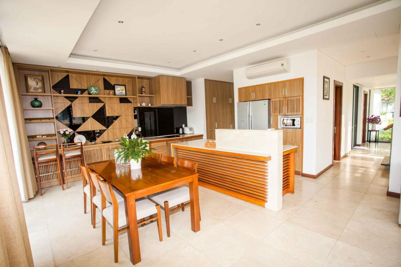 Stunning Ocean Close To The Beach Villa