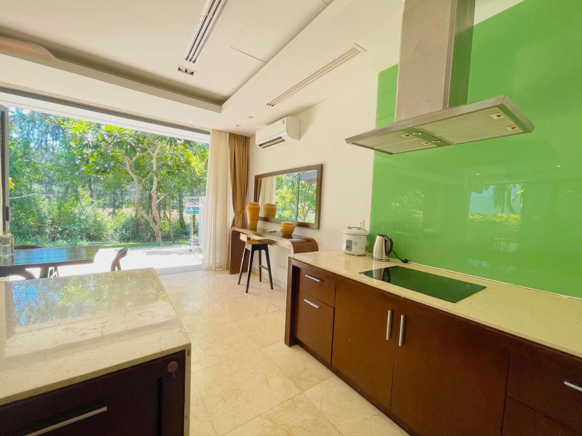 Stunning Ocean Close To The Beach Villa Da Nang