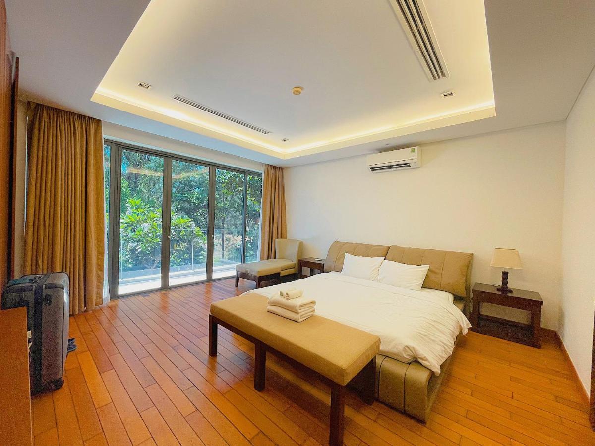 Villa Stunning Ocean Close To The Beach