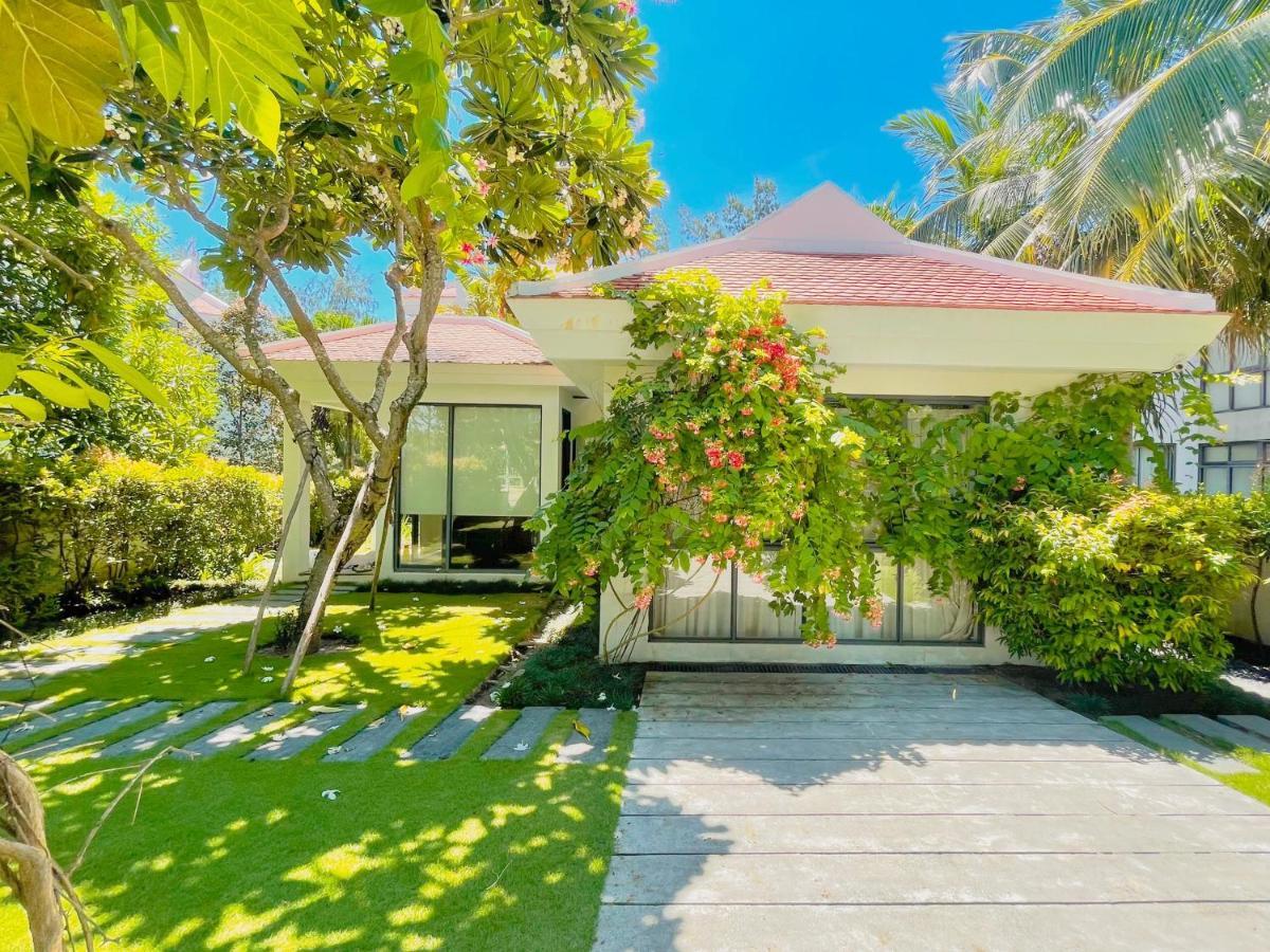 Stunning Ocean Close To The Beach Villa